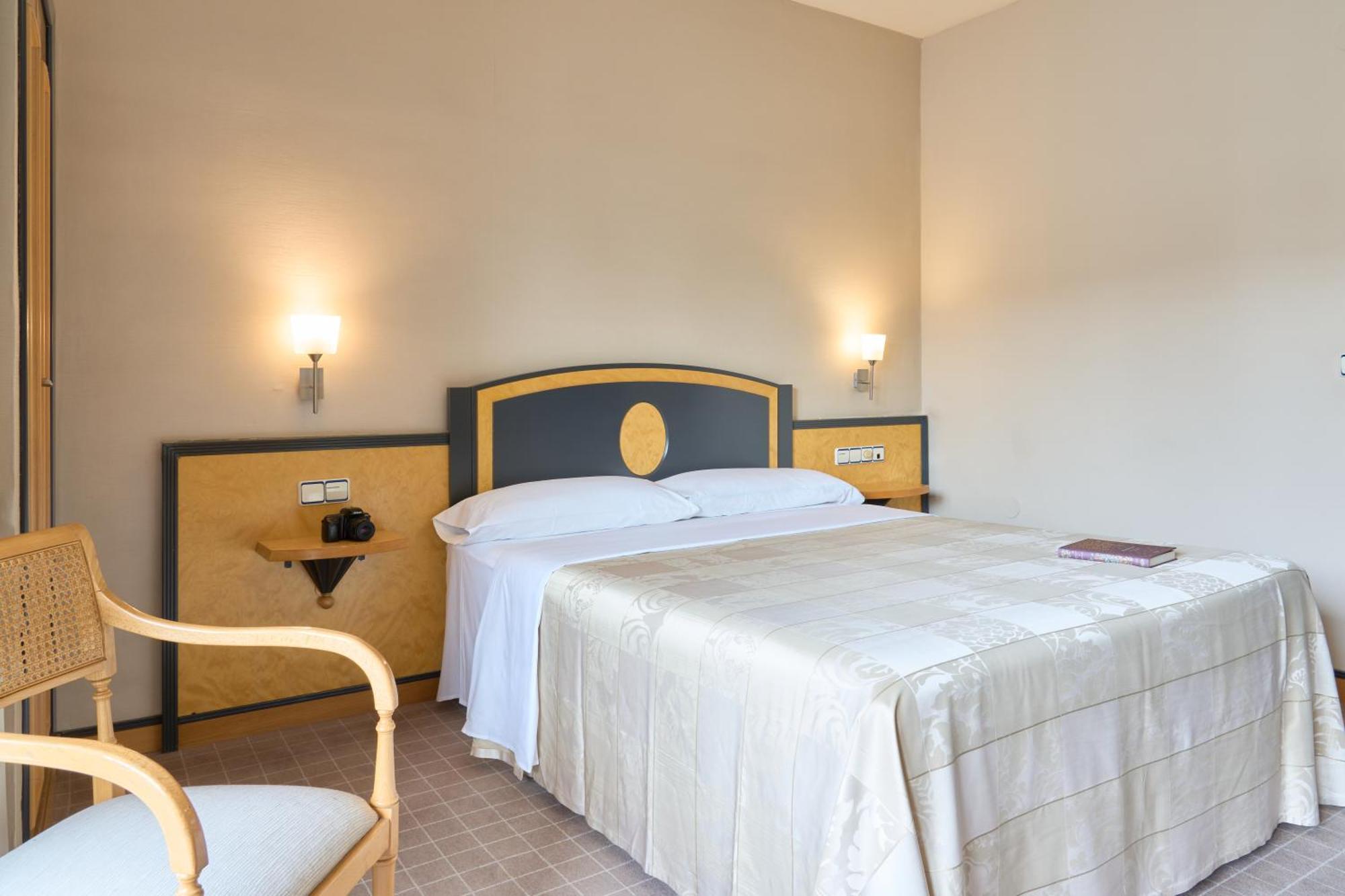 Hotel Macia Condor Granada Room photo
